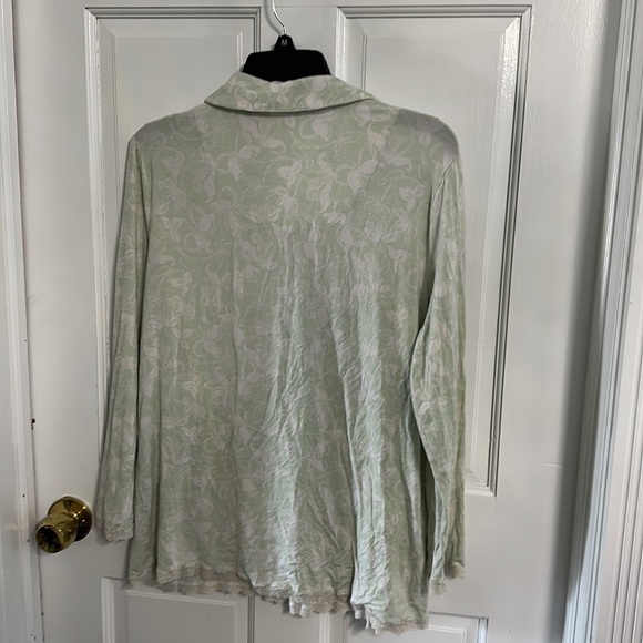 Soma long sleeve pajama top shirt green floral print lace trim Sz large - Picture 3 of 4